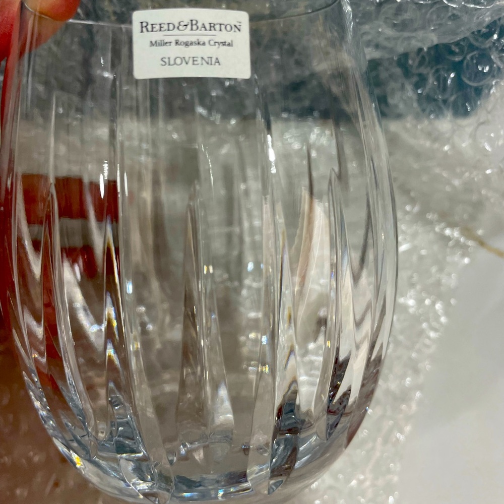 Stemless wine glasses